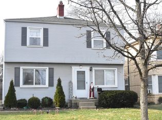 1569 Meadow Rd, Columbus, OH 43212