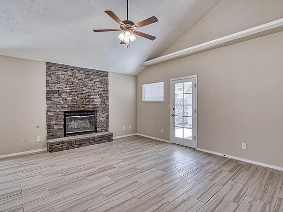 5th image of 1247 John Phelan Dr