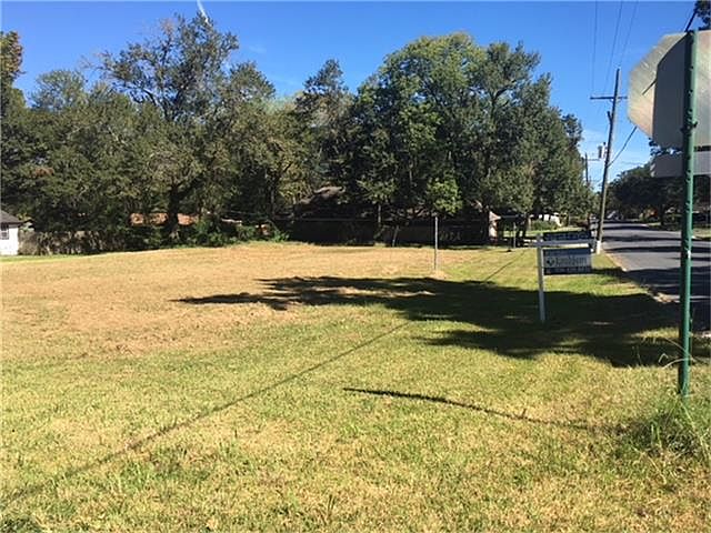 1st image of 123 Willow Bnd