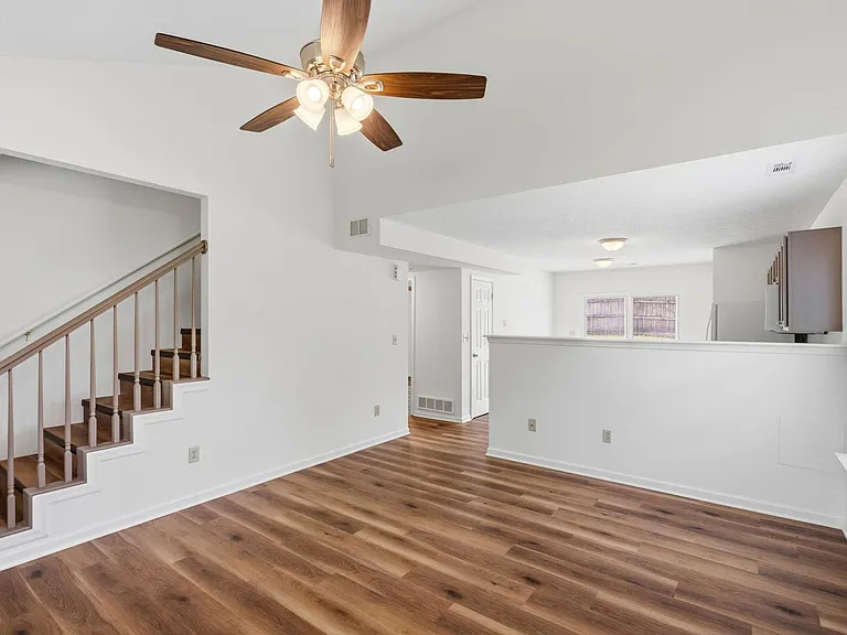 4410-4412 Cheryl Ct. — Photo 4