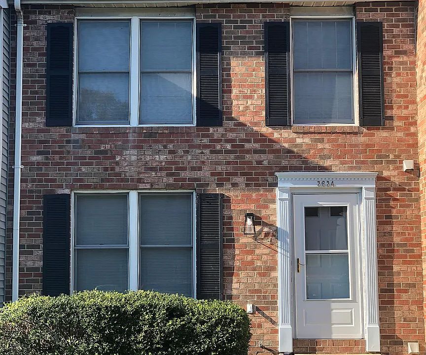 1st image of 3634 Seaford Ct