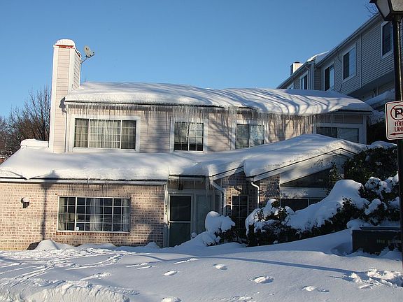 3rd image of 9840 Islandside Dr