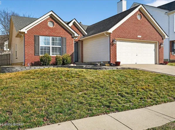15711 Beckley Hills Dr, Louisville, KY 40245