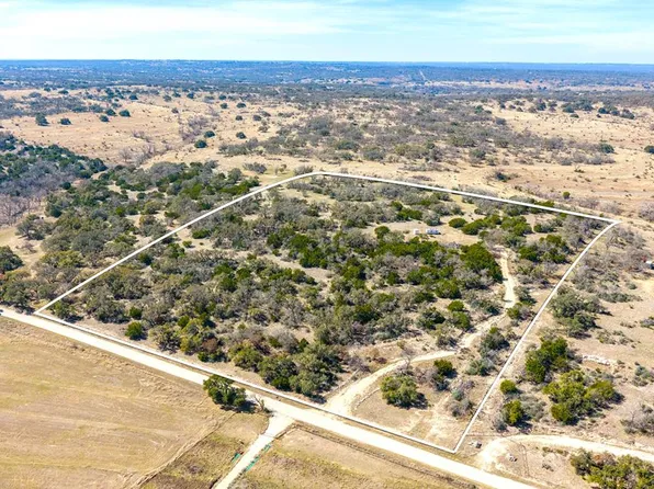 6987 Doss Spring Creek Rd, Fredericksburg, TX 78624