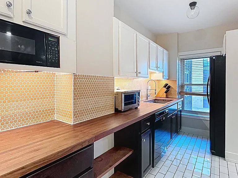 2330 Euclid Heights Blvd #301 — Photo 25