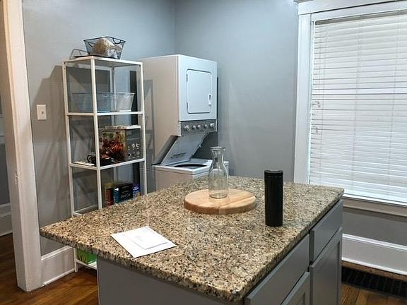 kitchen island and washer/dryer