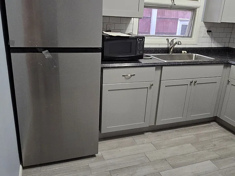 93 Stuyvesant Ave #2 — Photo 12