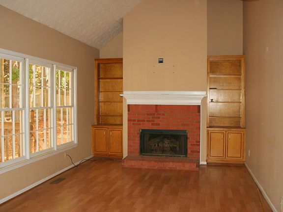 2nd image of 5014 Southland Dr