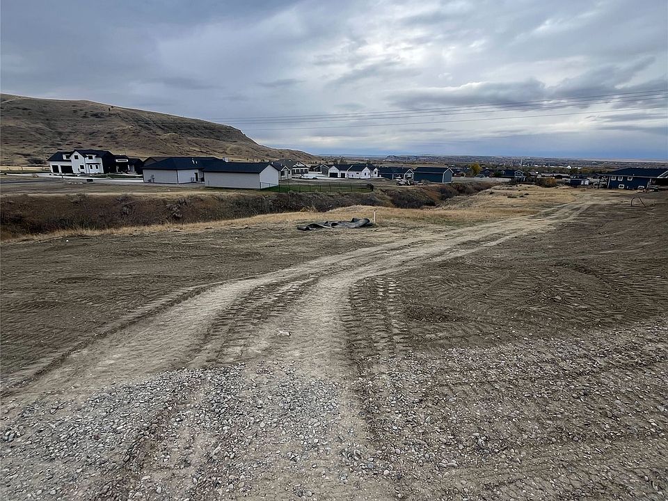 2nd image of 9 Sanctuary Canyon Rd