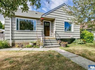 920 E 7th St, Port Angeles, WA 98362