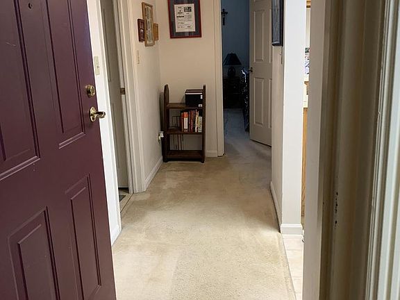 4th image of 1 Bloomingdale Pl APT 516