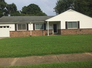 5430 Hunt Club Dr, Virginia Beach, VA 23462