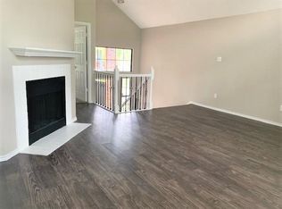 701 Meadowcreek Ct, Garland, TX 75043