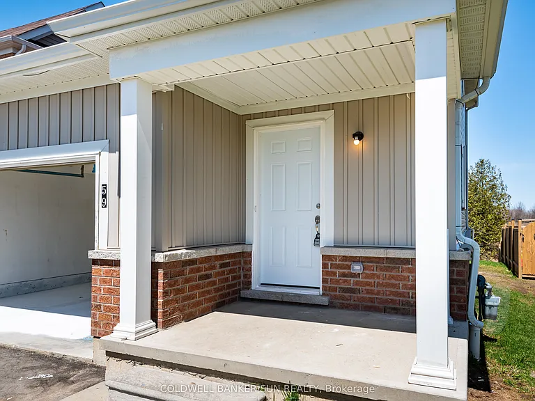 59 Todd Cres — Photo 3