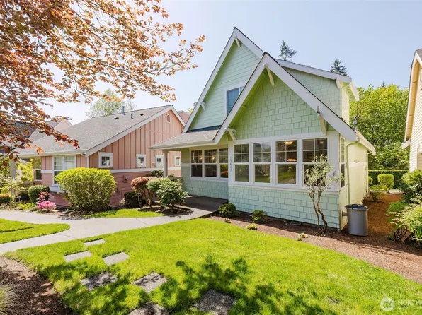 19441 1st Ave NE, Poulsbo, WA 98370