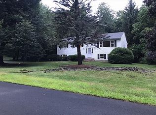 332 Forest Glen Ave, Franklin Lakes, NJ 07417