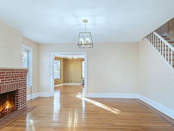 4th image of 10048 210th St