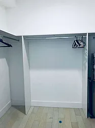 Rented by R New York