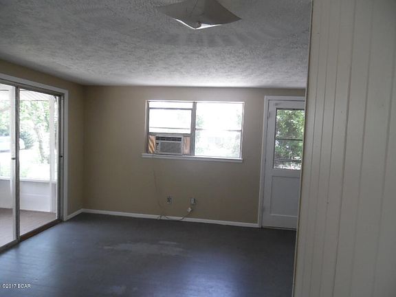 5th image of 319 Coronado Pl
