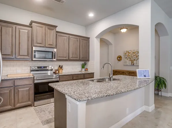 11705 Tuscarora Dr, Fort Worth, TX 76108