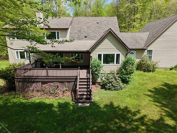 5th image of 222 Deer Ridge Rd