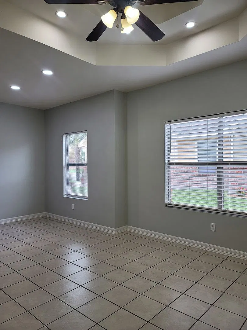 Lot 2 — Photo 3