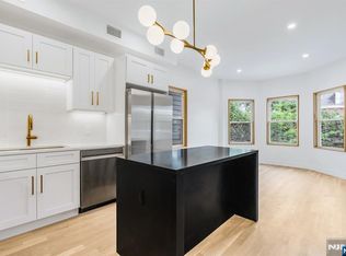 3 Bonn Pl #2, Weehawken, NJ 07086