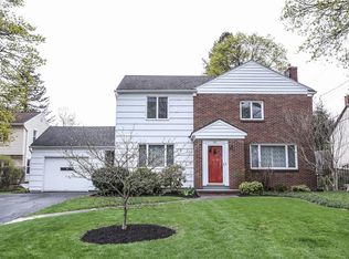 371 Winton Rd S, Rochester, NY 14610