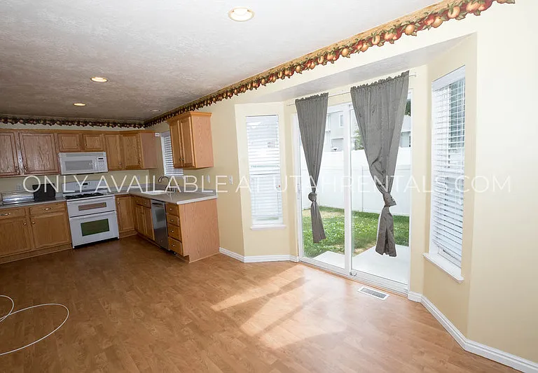3111 W Davencourt Loop — Photo 11