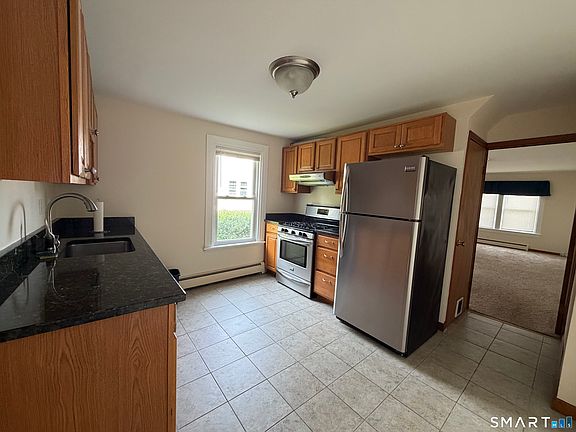 3rd image of 376 Reef Rd