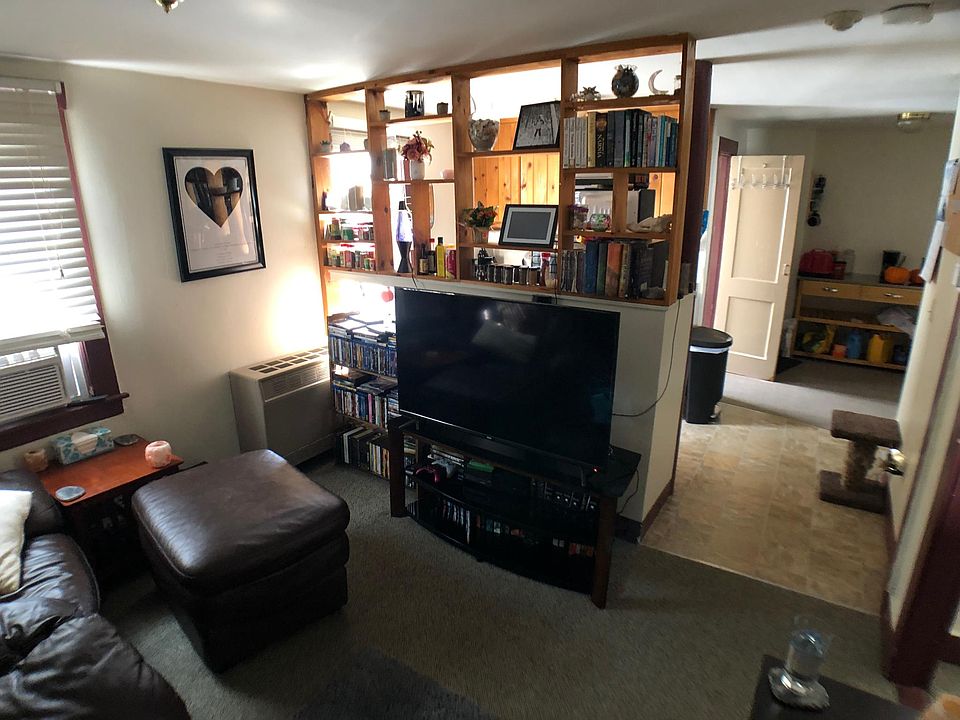 145 Main St Newmarket, NH, 03857 Apartments for Rent Zillow