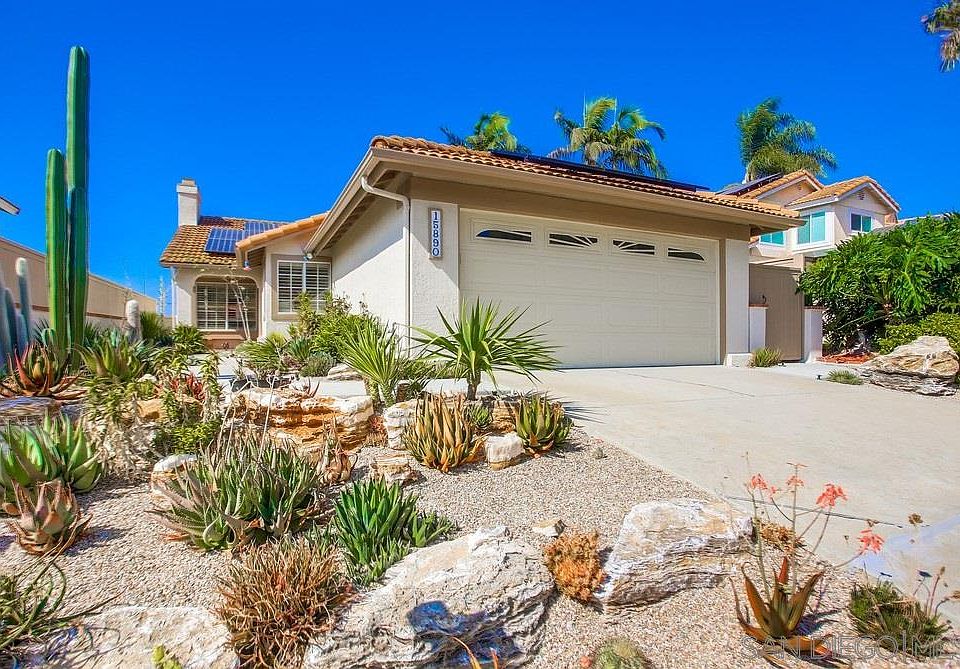 1st image of 15890 Camino Crisalida