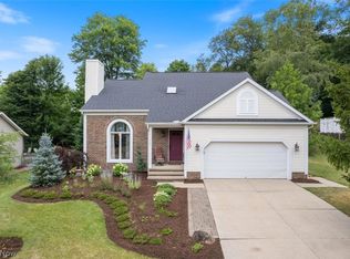 2267 Sandalwood Dr, Twinsburg, OH 44087