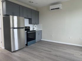 1611 Taylor Ave, Bronx, NY