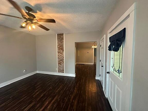 4th image of 707 W 8th St