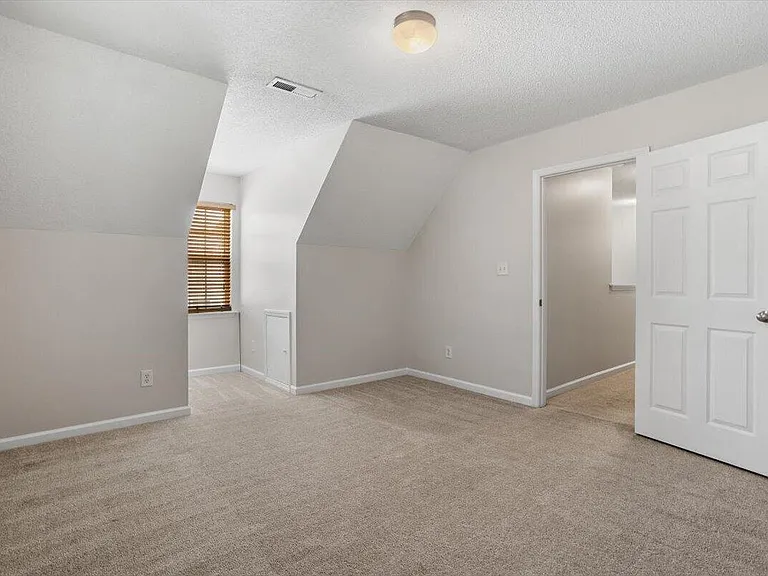 693 Citrus Petal Rd — Photo 35