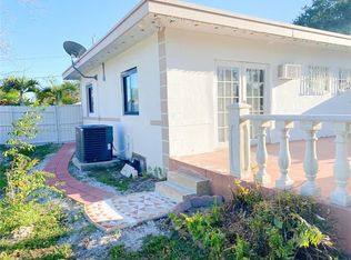 1055 NW 153rd St #3, Miami, FL 33169