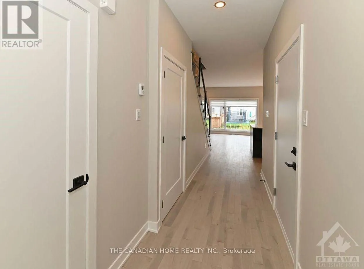 3 bed, $2,450 — Photo 3