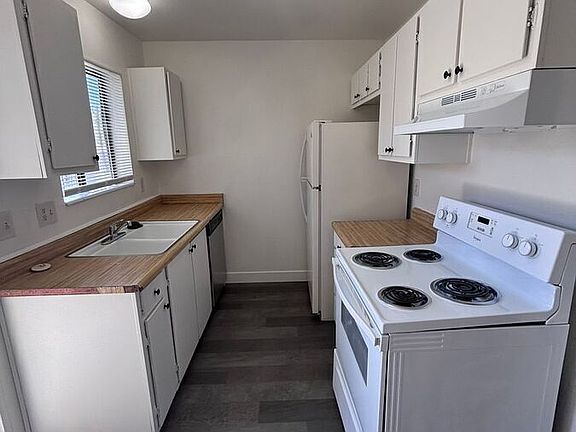 2nd image of 3501 Tripp Dr APT 7