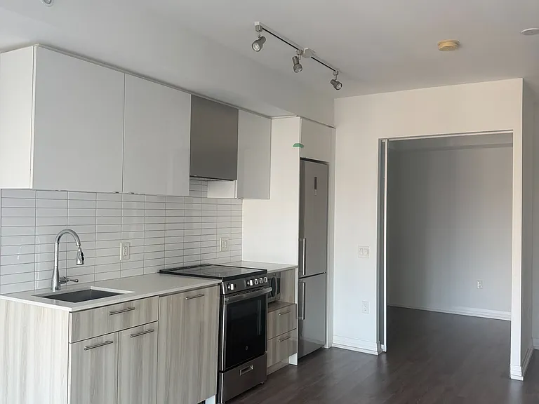 251 Jarvis St #2108 — Photo 7