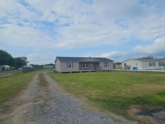 3rd image of 1014 Stanley Robert Rd