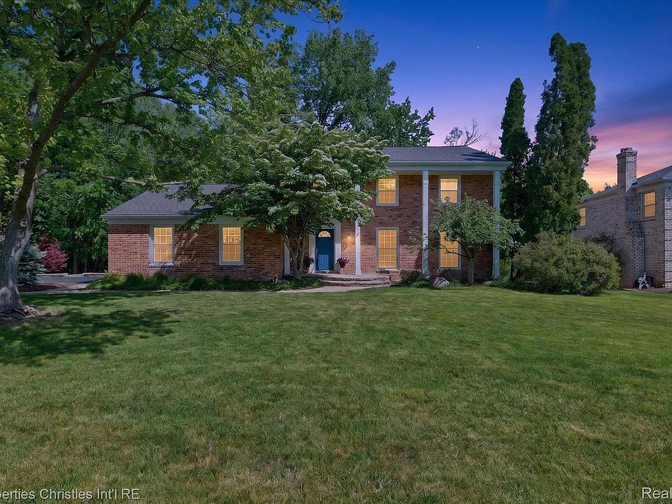 1st image of 4352 Greenstown Dr