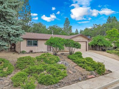 805 Meadowlark Ln, Yreka, CA, 96097