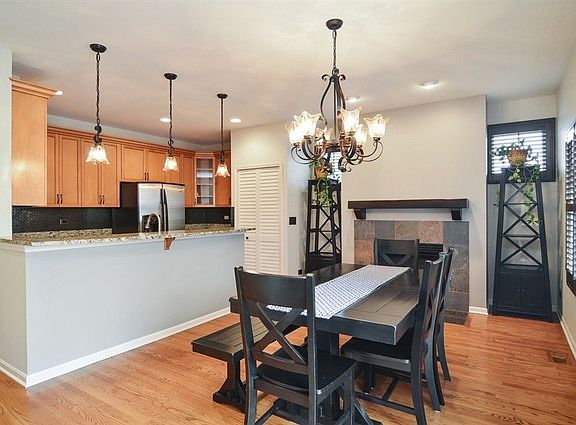 4th image of 3932 N Kolmar Ave