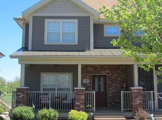 13 Sinatra Way, Fitchburg, WI 53711