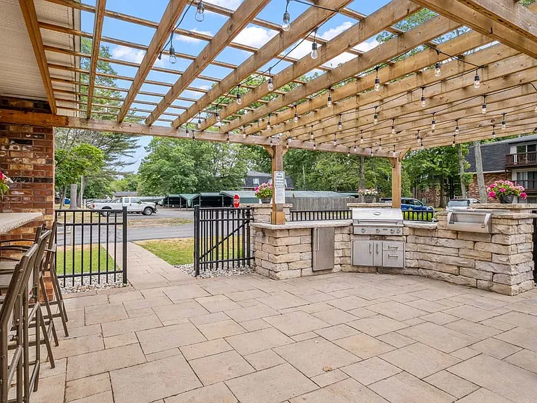 Outdoor Grilling Stations