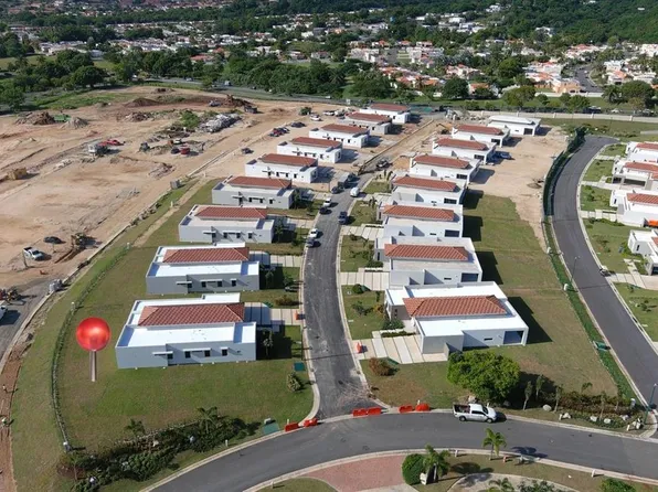 41 Los Lagos, Humacao, PR 00791