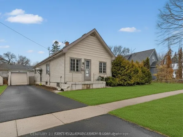 49 McNay St, London, ON N5Y 1K8