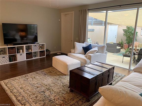 4th image of 28655 Alessandria Cir
