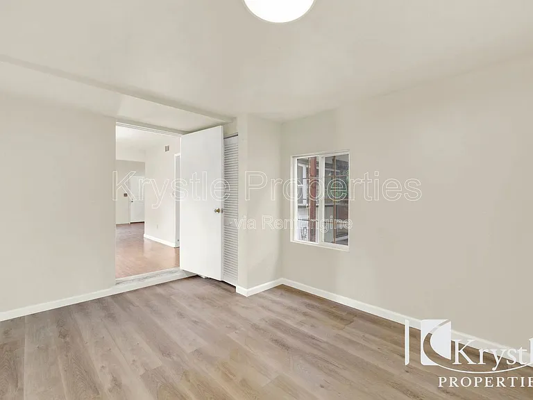 1398 Hale St — Photo 14